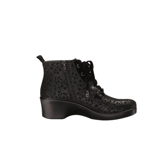 Alegria Shoes - Alegria Eliza Delicut Leather Bootie Womens 7  Black Lace Up